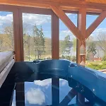 Zdunlandia Dom Nad Jeziorem, Jacuzzi, Kort, Basen Дом отдыха Zduny (Starogard)