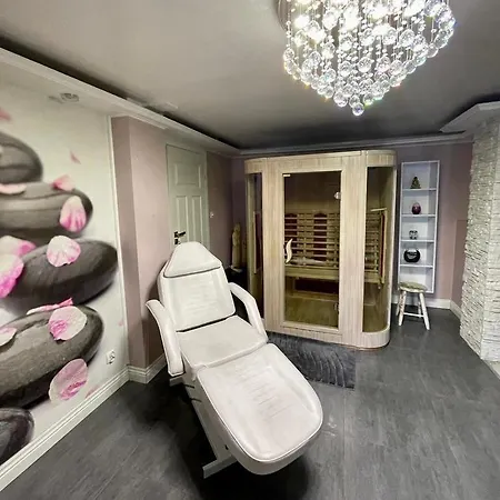 Zdunlandia Dom Nad Jeziorem, Jacuzzi, Kort, Basen Zduny (Starogard)